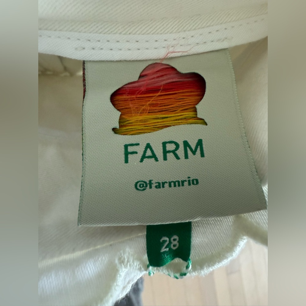 FARM Rio Festone off White Scalloped Women's Shorts • 28 • NWT - Picture 10 of 14